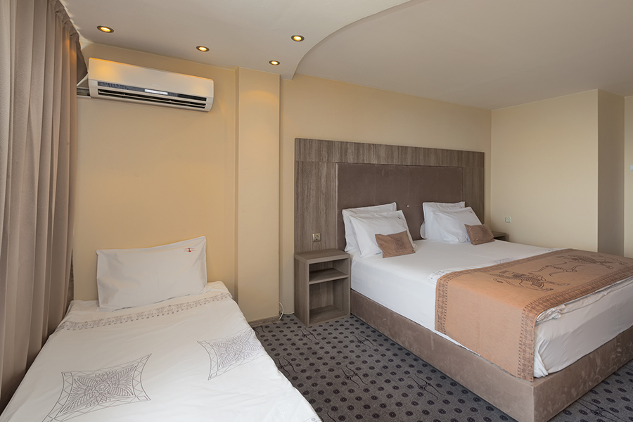 Triple room